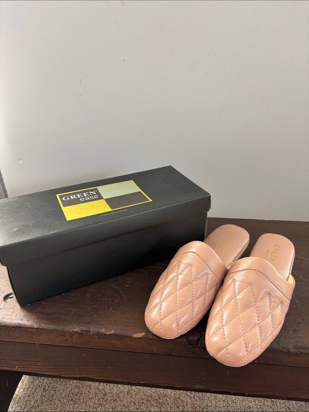 ✨ BRAND NEW Green Ease Quilted Luxury Slipper Mules - Size 7M ✨